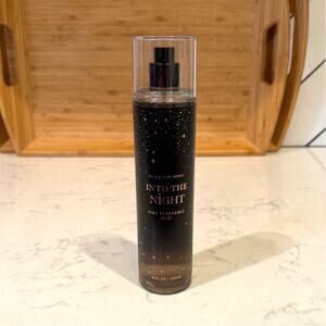 Bath & Body Works Into The Night Fine Fragrance Mist 8oz
